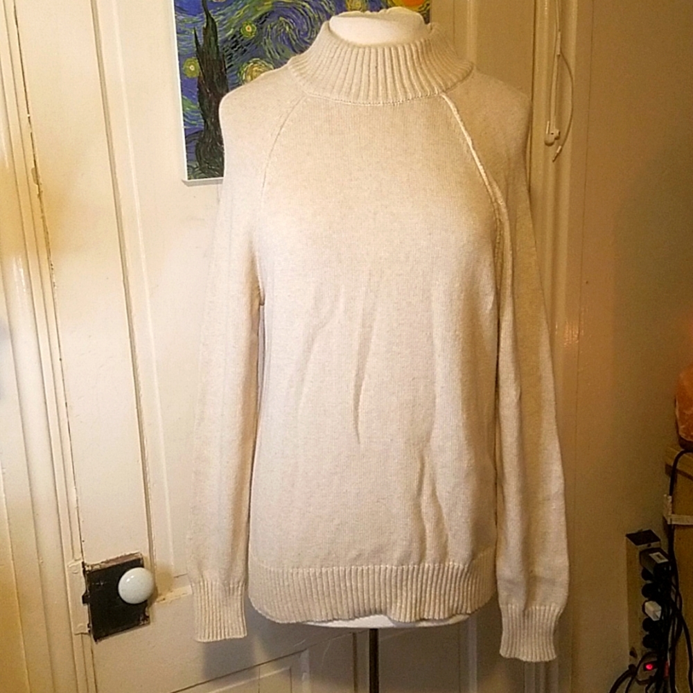 89th + MADISON L Creamish Light Brown Sweater